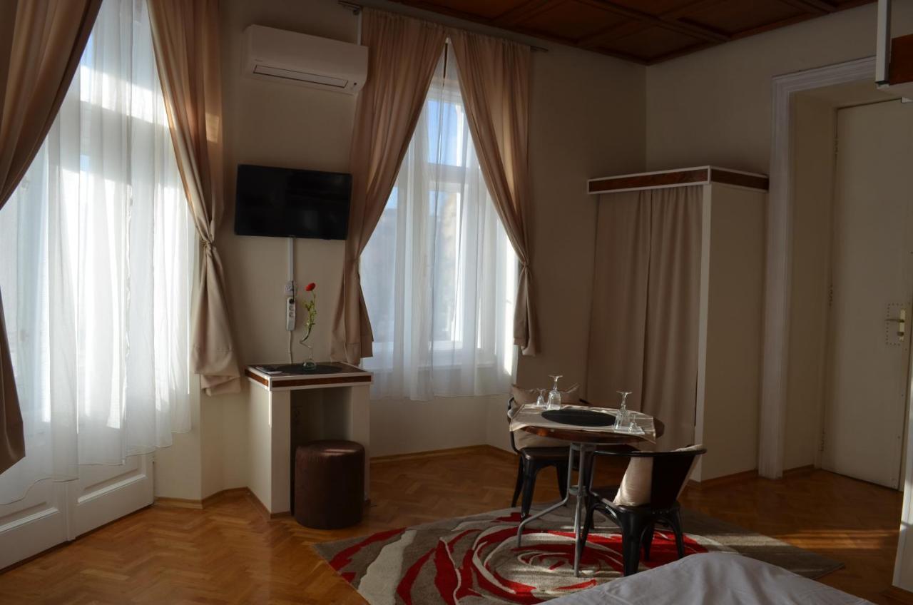 Rooms & Apartments Infinity Rijeka Exterior foto
