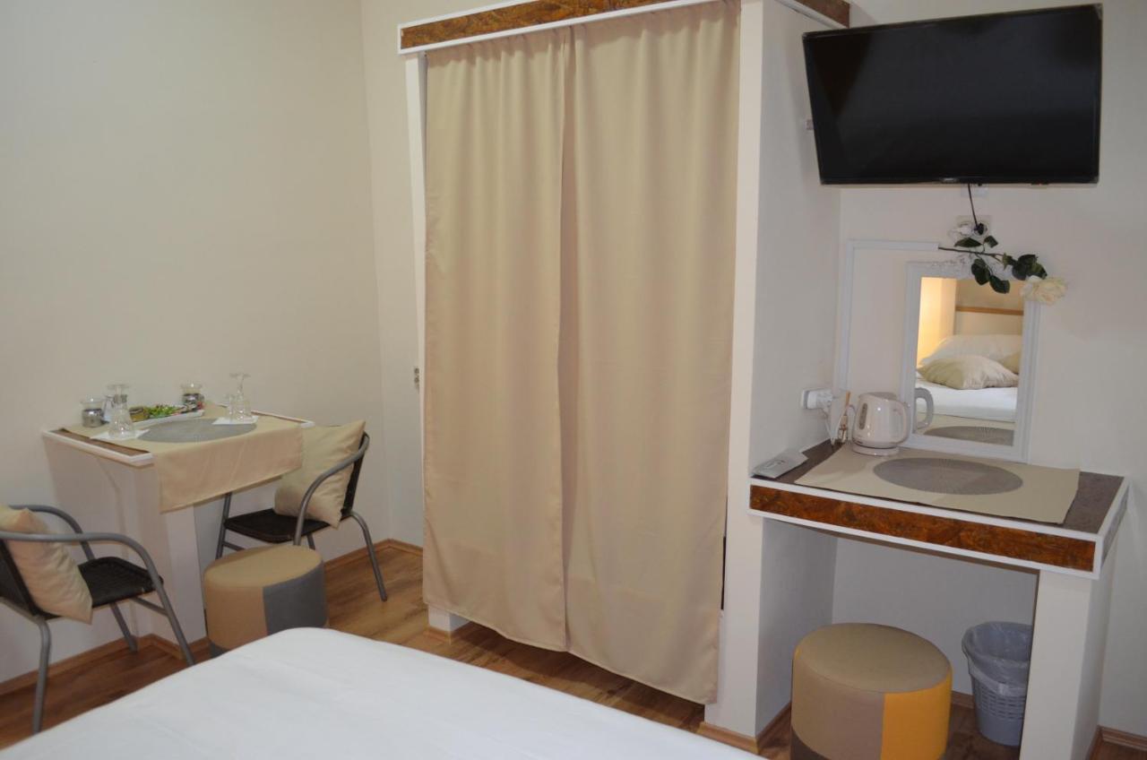 Rooms & Apartments Infinity Rijeka Exterior foto